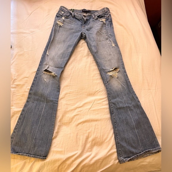 Vintage Abercrombie Jeans. Low Rise Bootcut. Girls Size 16/Women’s Size 4. - Picture 1 of 3
